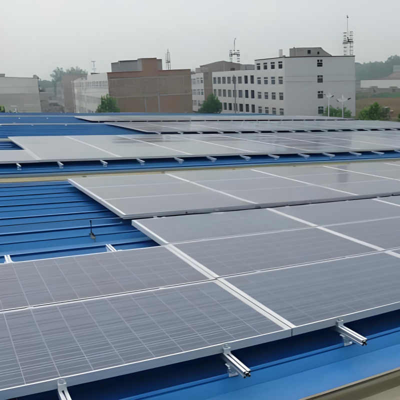 सौर पैनल छत माउंटिंग ब्रैकेट त्वरित और स्थापना के साथ धातु की छतों पर सौर पैनलों के लिए स्थिर समर्थन प्रदान करते हैं