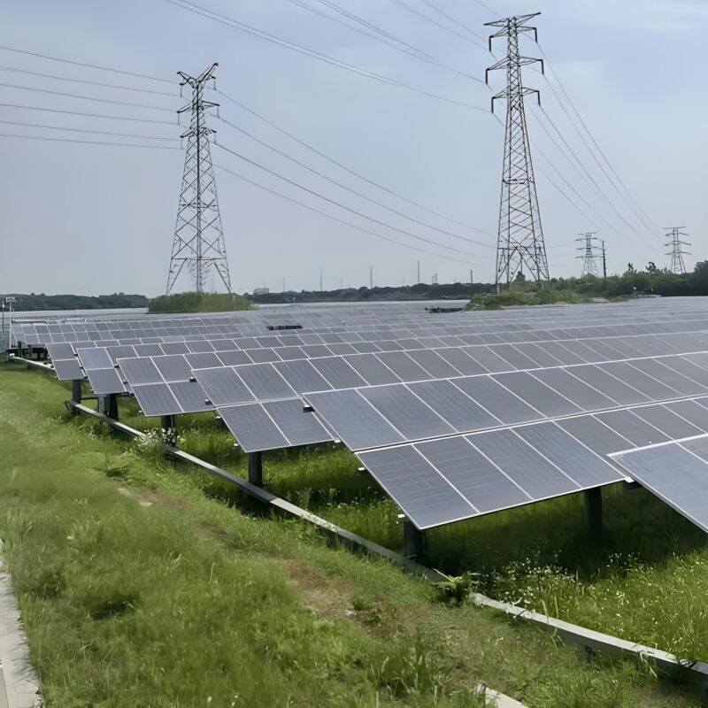 ग्राउंड सोलर माउंटिंग ब्रैकेट लचीला और समायोज्य माउंटिंग सिस्टम, सुरक्षित और सौर परियोजना स्थापना के लिए पेटेंट डिज़ाइन के साथ