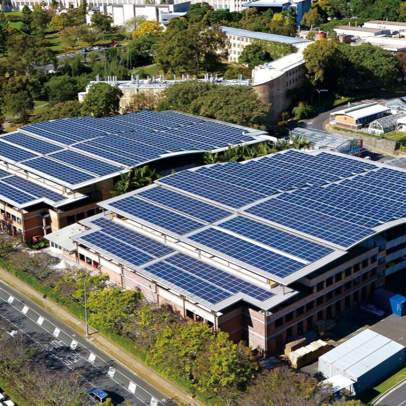 सौर पैनल रूफ माउंटिंग ब्रैकेट नालीदार शीट मेटल रूफ के साथ संगत, स्थापना और लंबी सेवा जीवन प्रदान करते हैं