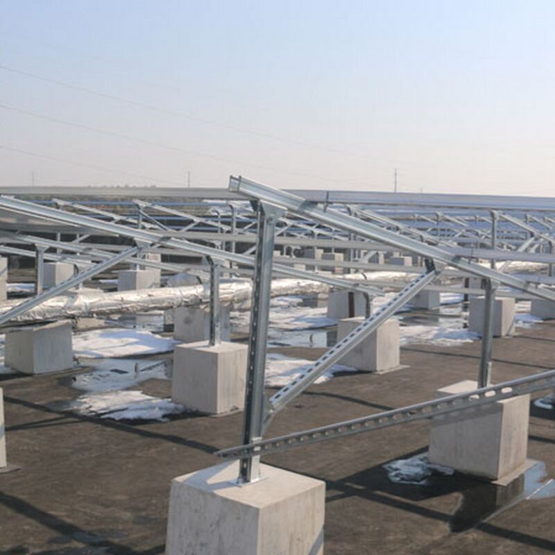 सोलर पैनल माउंटिंग ब्रैकेट पूर्व इकट्ठे रैक और समर्थन और आसान स्थापना के लिए उच्च शक्ति स्टील बीम के साथ डिजाइन