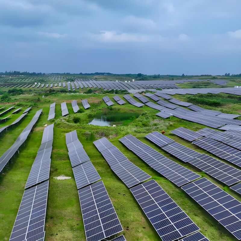 ग्राउंड सोलर माउंटिंग ब्रैकेट अद्वितीय ढेर और पोस्ट डिजाइन मिट्टी अनुकूलनशीलता में सुधार और समग्र माउंटिंग प्रणाली स्थिरता को मजबूत करता है